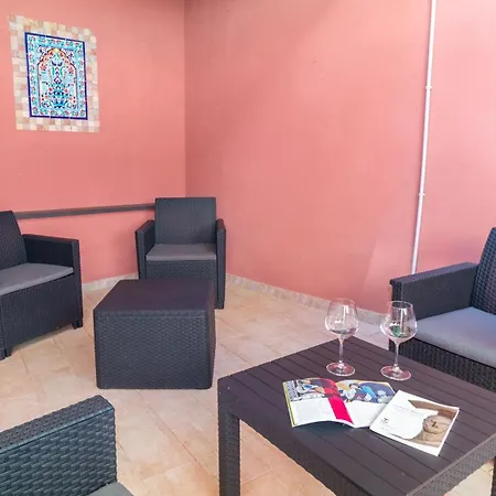 Juighissa Leonora 3*