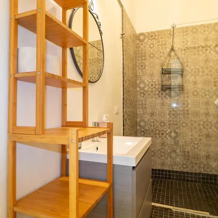 Juighissa Leonora 3* أوريستانو