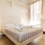 Bed & Breakfast Juighissa Leonora 3*
