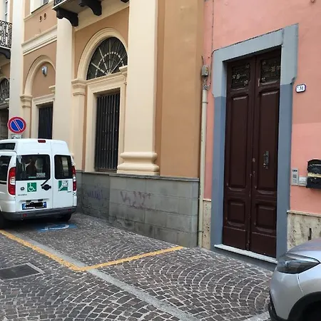 Juighissa Leonora Alojamento de Acomodação e Pequeno-almoço Oristano