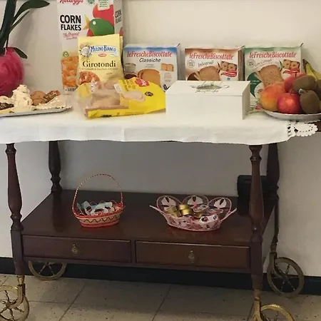Alojamento de Acomodação e Pequeno-almoço Juighissa Leonora Oristano