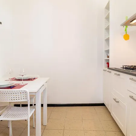 Juighissa Leonora Bed & Breakfast